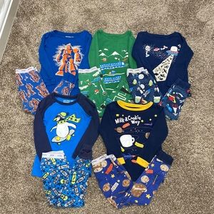 (5) Sets Boys 2T Long Sleeve Pajamas Lot